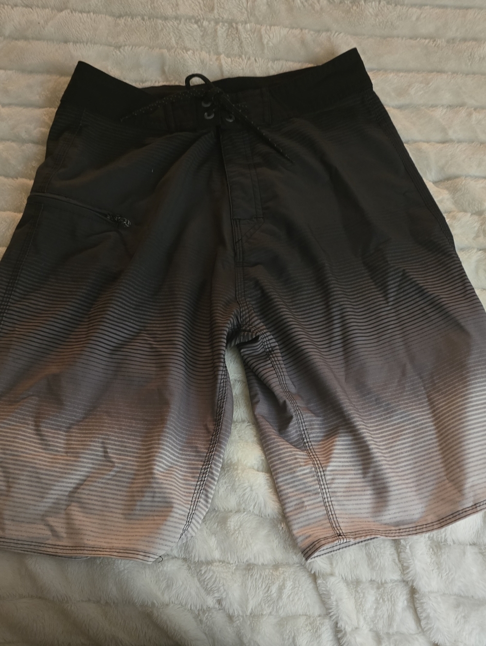 Men's Size 28 Waist Black to Brown Ombre Swim Trunks